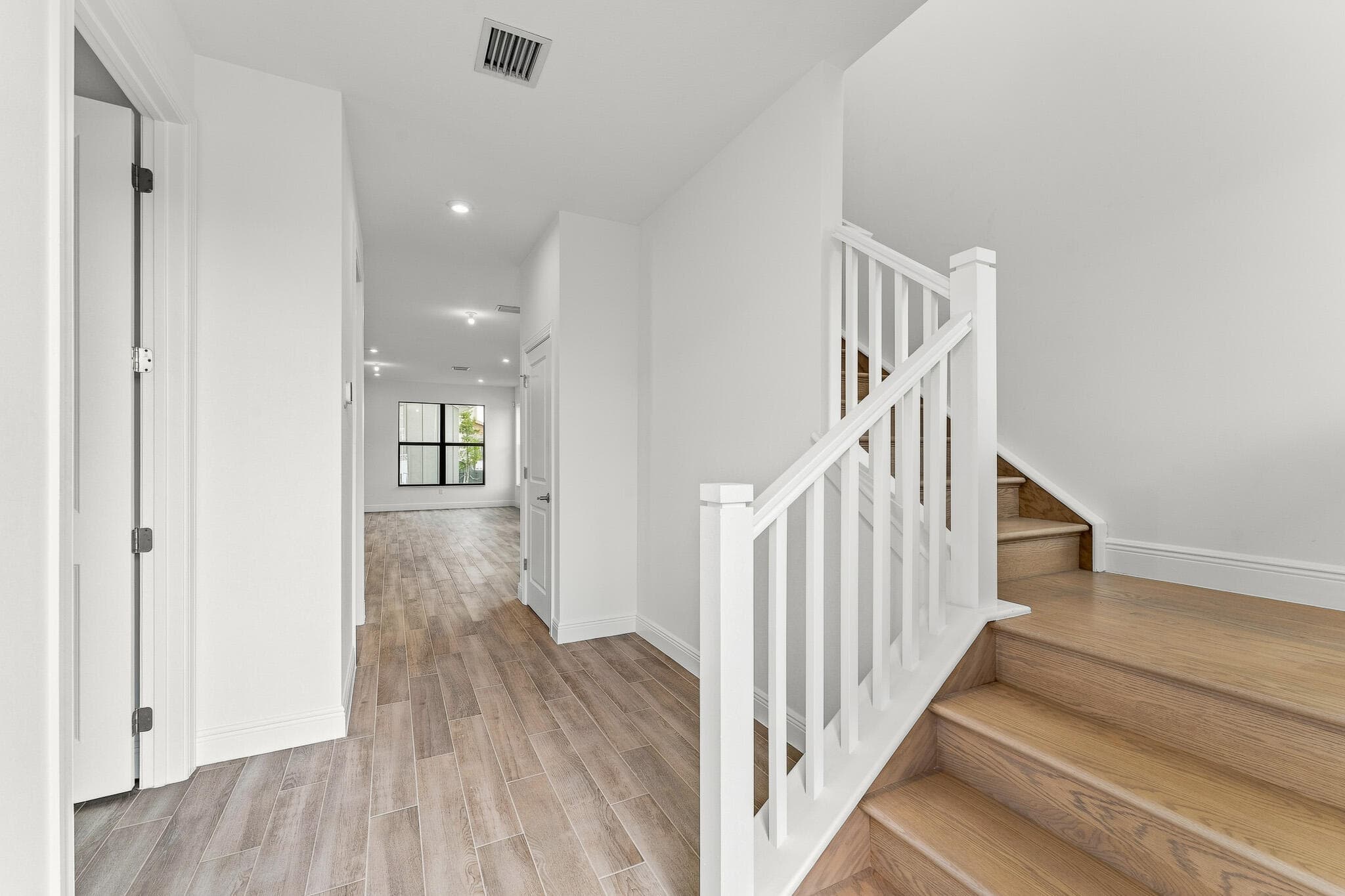 911 SW Newfield Avenue, Palm City, FL 34990 - Photo 2
