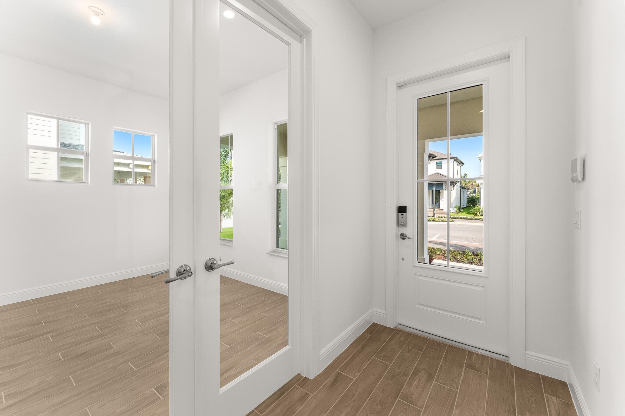 861 SW Newfield Avenue, Palm City, FL 34990 - Photo 2